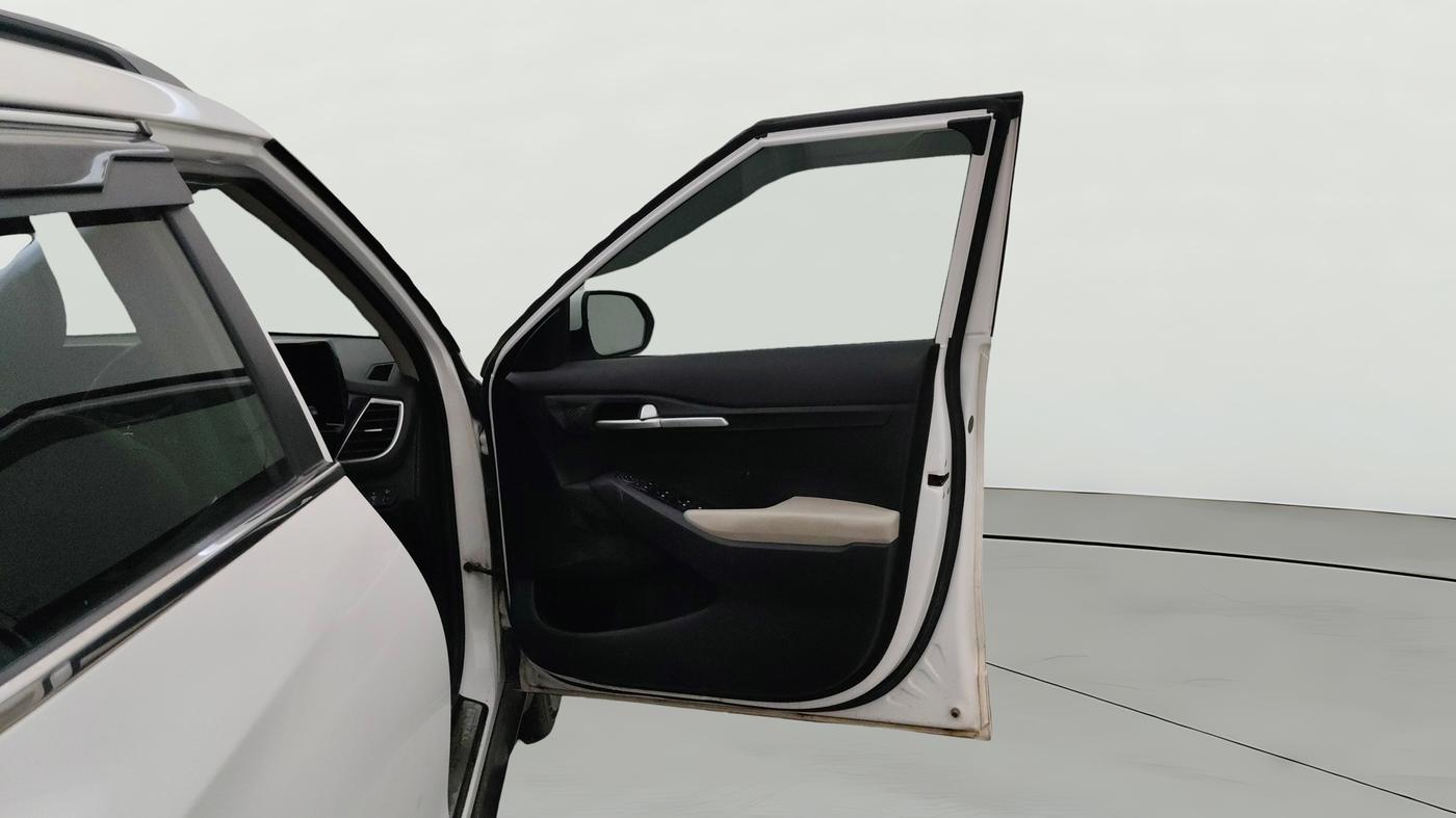 2021 KIA SELTOS HTK PLUS 1.5 IMT, Petrol, Manual, 77,185 km, RHS Front Door