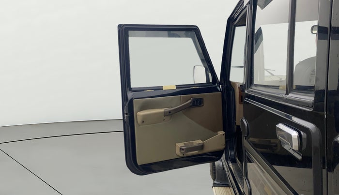 2012 Mahindra Bolero ZLX BS IV, Diesel, Manual, 1,07,666 km, LHS Front Door