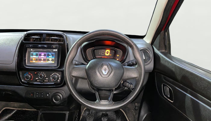 2017 Renault Kwid RXT 1.0, Petrol, Manual, 38,418 km, Steering Wheel Close Up