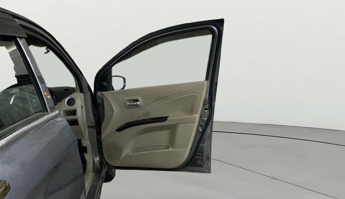 2018 Maruti Celerio VXI (O) CNG, CNG, Manual, 80,239 km, RHS Front Door