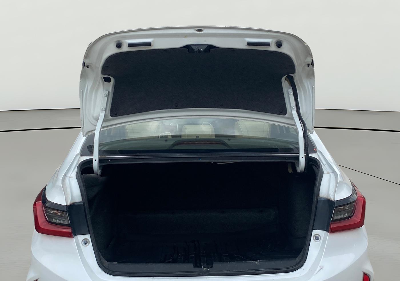 2022 Honda City 1.5L I-VTEC ZX CVT, Petrol, Automatic, 57,610 km, Boot Door Open