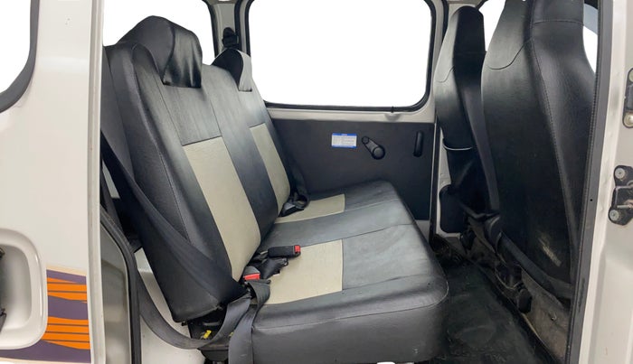 2022 Maruti Eeco 5 STR AC CNG (O), CNG, Manual, 15,532 km, Right Side Rear Door Cabin