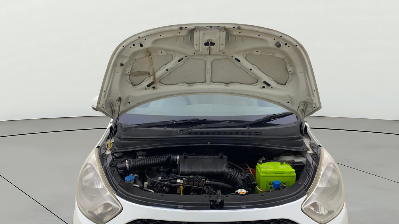 2013 Hyundai i10 SPORTZ 1.2 AT, CNG, Automatic, 60,937 km, Open Bonet