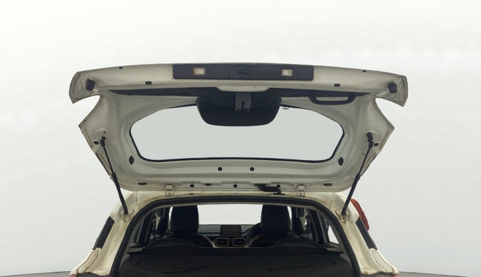 2022 Tata PUNCH ACCOMPLISHED MT, Petrol, Manual, 34,966 km, Boot Door Open