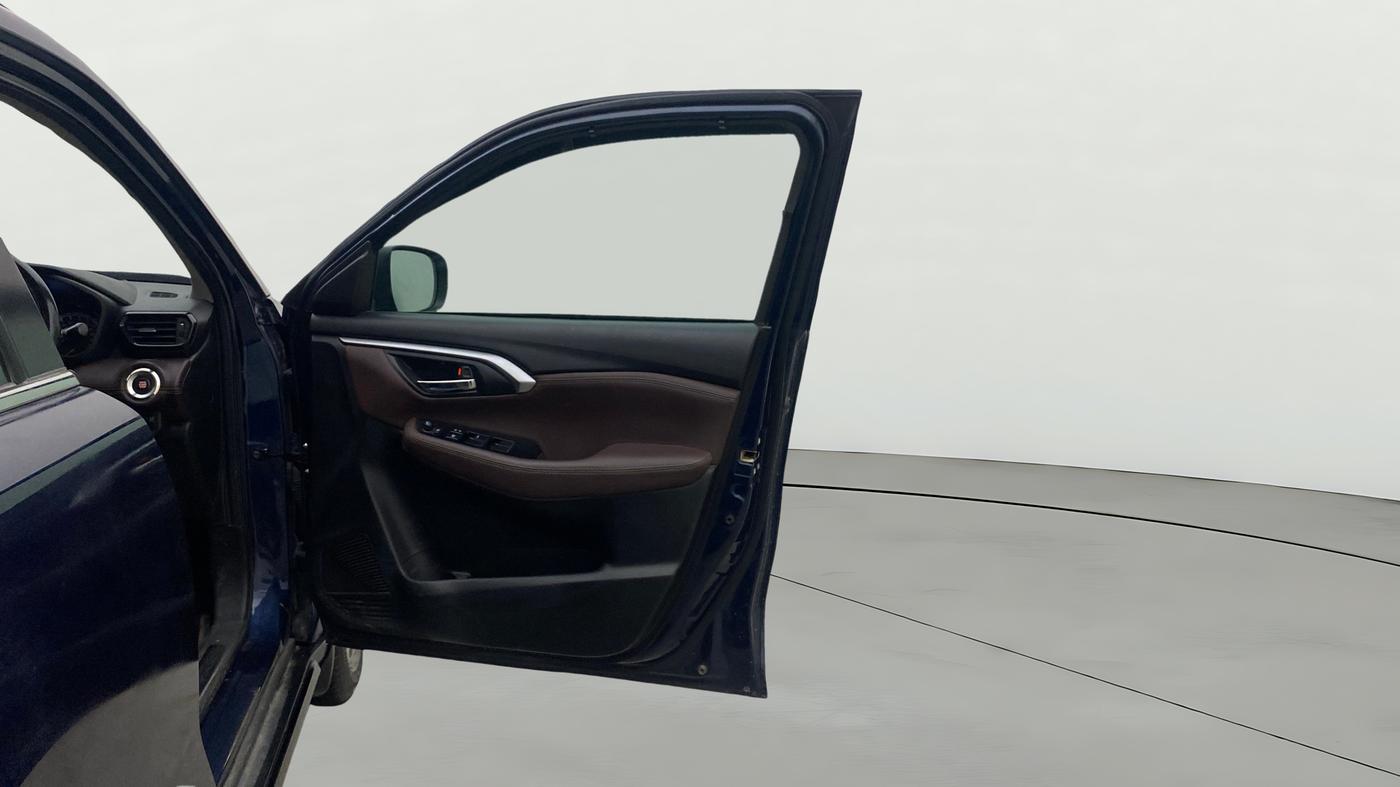 2022 Maruti Grand Vitara ALPHA SMART HYBRID AT, Petrol, Automatic, 91,661 km, RHS Front Door