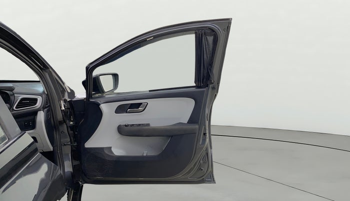 2020 Tata ALTROZ XZ PETROL, Petrol, Manual, 78,284 km, RHS Front Door