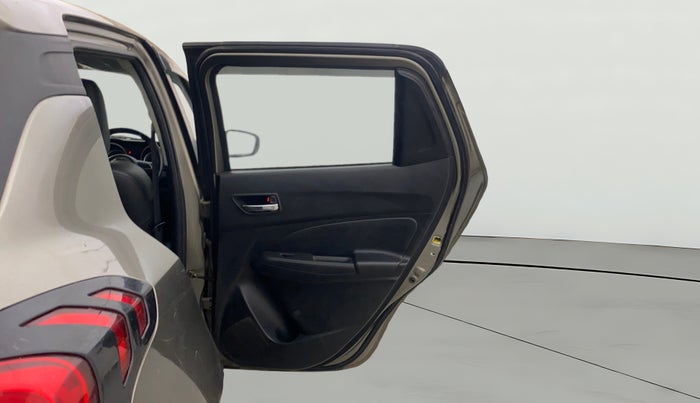 2022 Maruti Swift VXI, Petrol, Manual, 4,021 km, RHS Rear Door