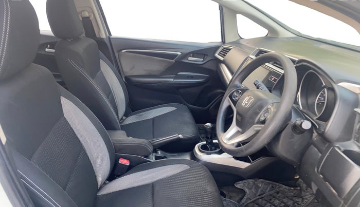 2017 Honda WR-V 1.5L I-DTEC VX MT, Diesel, Manual, 73,513 km, Right Side Front Door Cabin