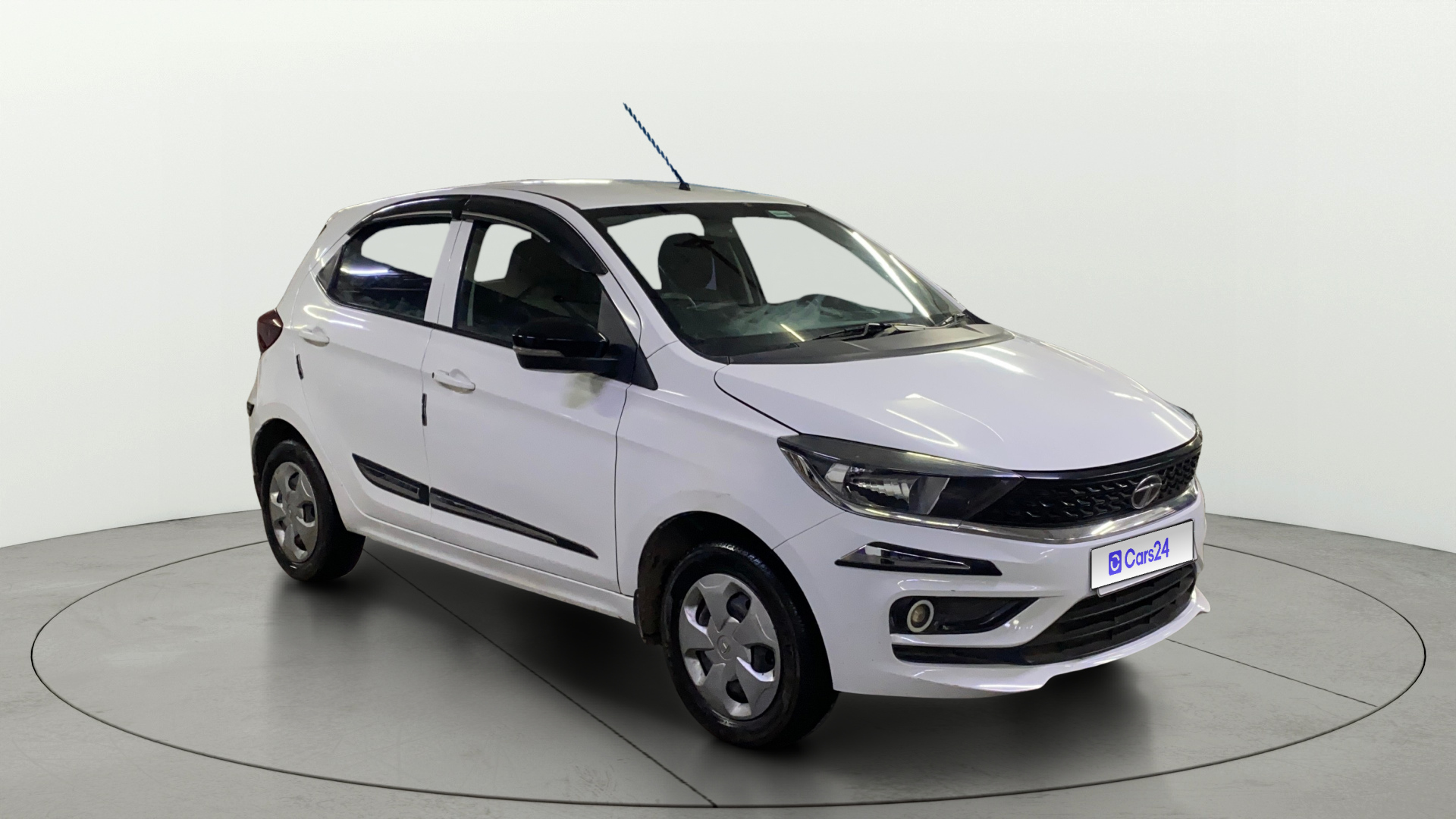2023 Tata Tiago 2021-2026 XT (O) PETROL 2023 Tata Tiago 2021-2026 XT (O) PETROL