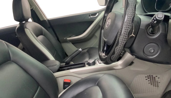 2019 Tata NEXON XZA PLUS PETROL DUAL TONE, Petrol, Automatic, 1,08,618 km, Right Side Front Door Cabin