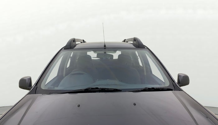 2017 Renault Duster RXL PETROL, Petrol, Manual, 30,983 km, Front Windshield