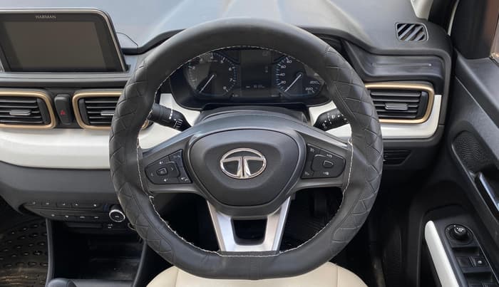 2021 Tata PUNCH ACCOMPLISHED AMT, Petrol, Automatic, 30,122 km, Steering Wheel Close Up