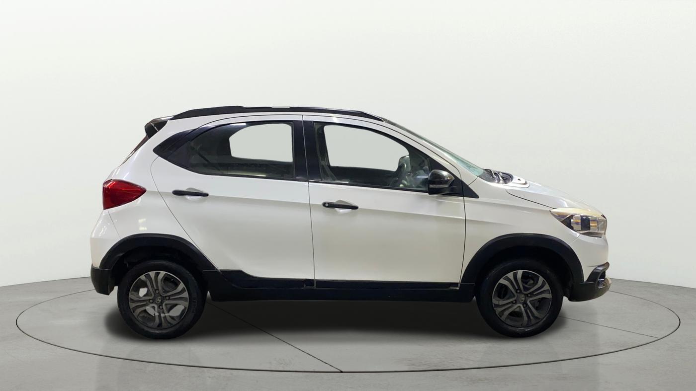 2019 Tata TIAGO NRG PETROL, Petrol, Manual, 46,567 km, Right Side View