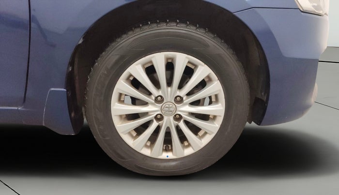 2017 Maruti Ciaz ZETA 1.4  MT PETROL, Petrol, Manual, 65,539 km, Right Front Wheel