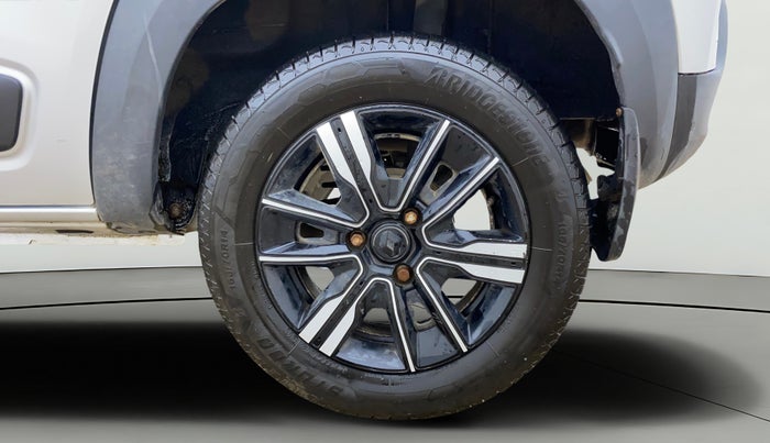 2022 Renault Kwid CLIMBER MT 1.0, Petrol, Manual, 34,037 km, Left Rear Wheel