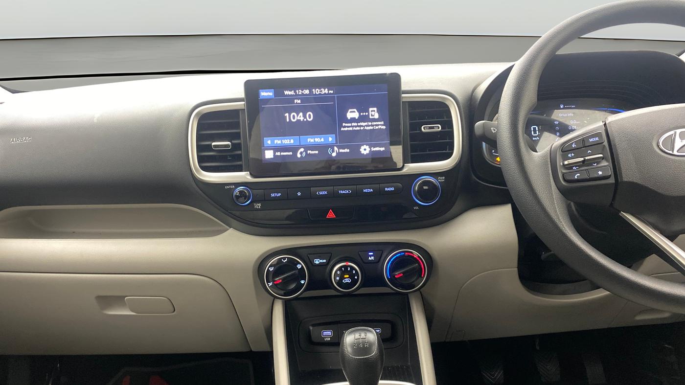 2023 Hyundai VENUE S(O) 1.2, Petrol, Manual, 18,060 km, Air Conditioner