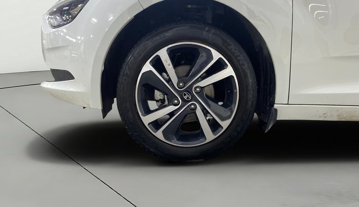 2024 Tata ALTROZ XZ Plus (S) Lux CNG , CNG, Manual, 6,724 km, Left Front Wheel