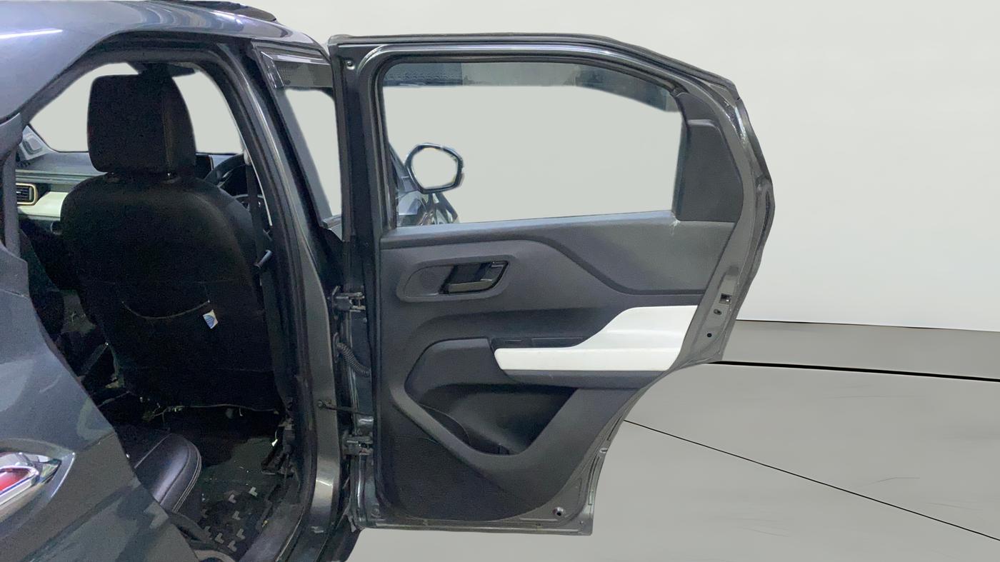 2023 Tata PUNCH ACCOMPLISHED DAZZLE SUNROOF CNG MT, CNG, Manual, 92,545 km, RHS Rear Door