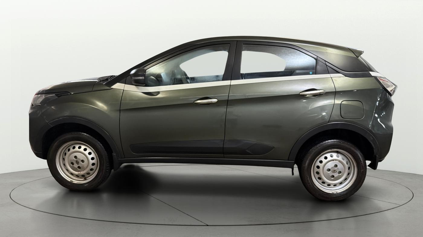 2022 Tata NEXON XE PETROL, Petrol, Manual, 34,483 km, Left Side