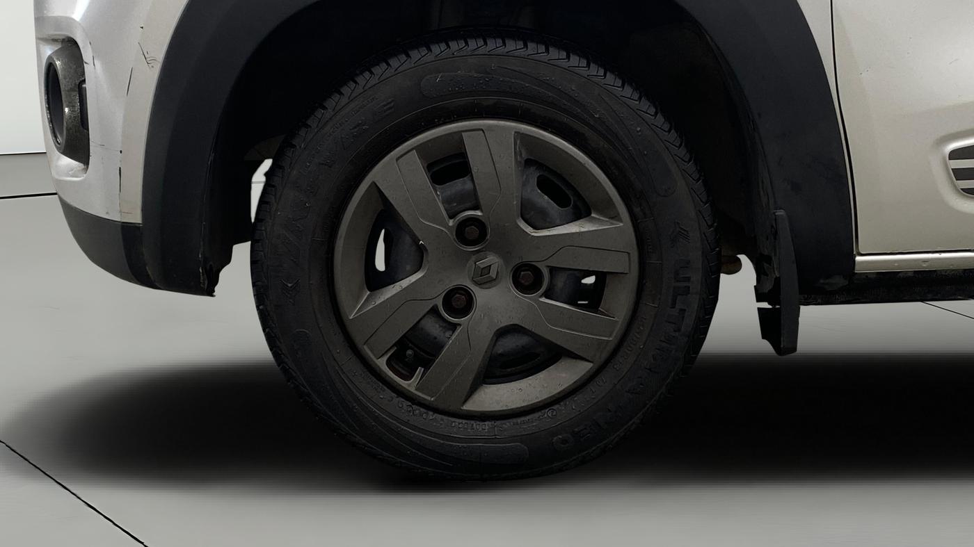 2019 Renault Kwid RXT 1.0 (O), Petrol, Manual, 23,421 km, Left Front Wheel