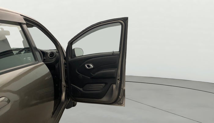 2018 Datsun Redi Go T (O), Petrol, Manual, 18,323 km, RHS Front Door