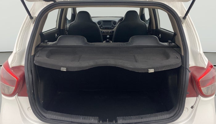 2018 Hyundai Grand i10 SPORTZ 1.2 KAPPA VTVT, Petrol, Manual, 52,665 km, Boot Open Zoomed View