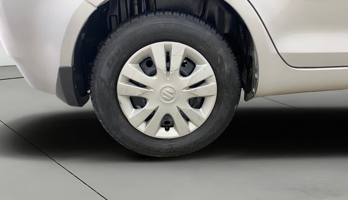 2013 Maruti Swift Dzire VXI, Petrol, Manual, 1,07,058 km, Right Rear Wheel