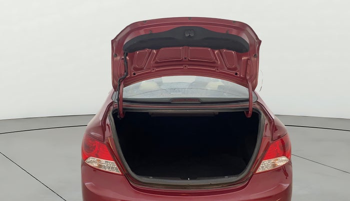 2014 Hyundai Verna FLUIDIC 1.6 VTVT SX, Petrol, Manual, 58,751 km, Boot Door Open