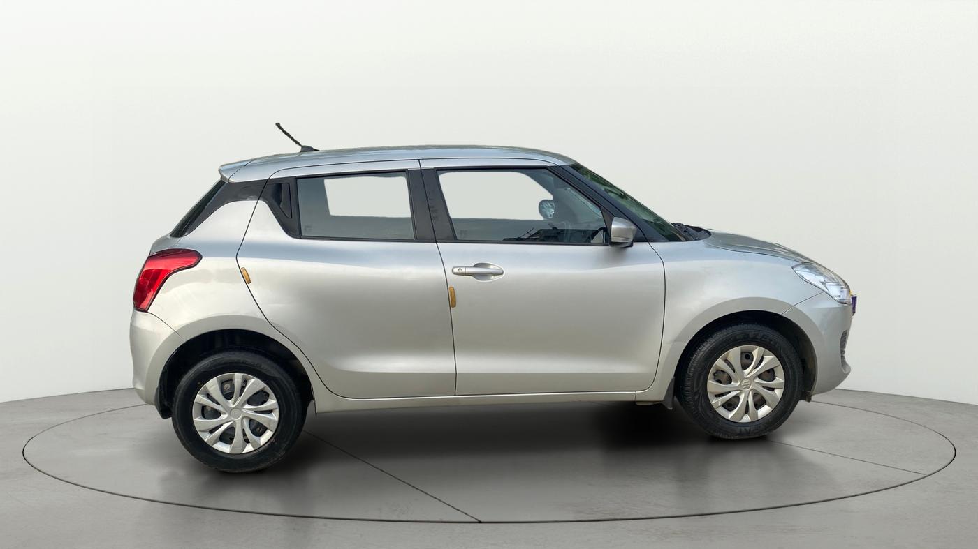 2020 Maruti Swift VXI AMT, Petrol, Automatic, 1,08,093 km, Right Side View