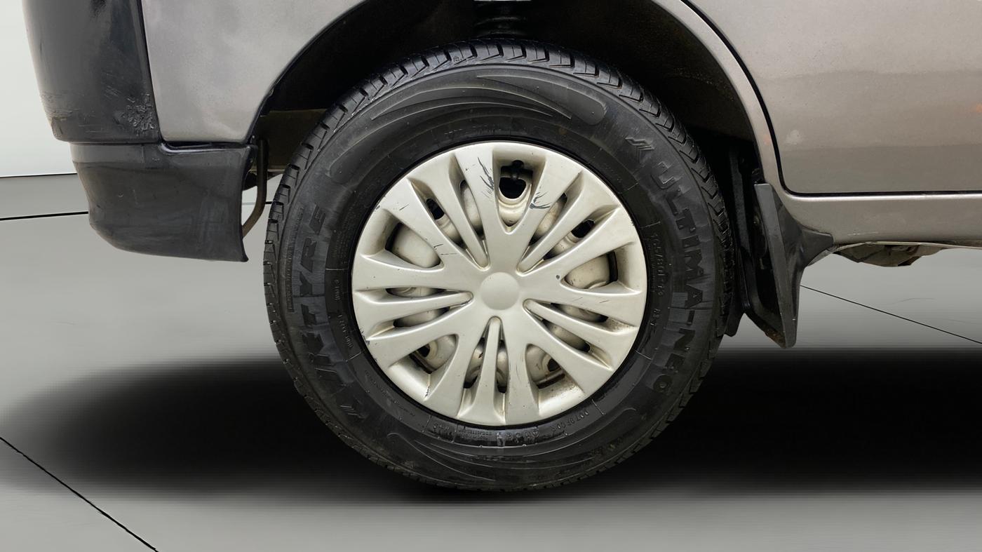 2021 Maruti Eeco 5 STR WITH A/C+HTR, Petrol, Manual, 60,024 km, Left Front Wheel