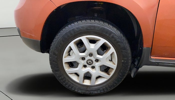2017 Renault Duster RXL PETROL, CNG, Manual, 26,729 km, Left Front Wheel