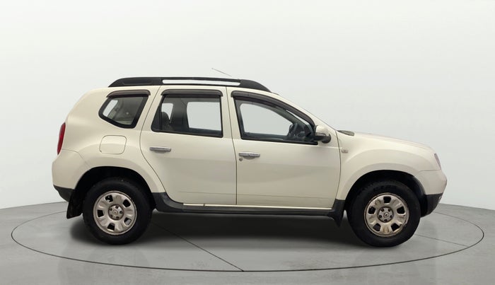2014 Renault Duster 85 PS RXL PLUS DIESEL, Diesel, Manual, 76,863 km, Right Side View