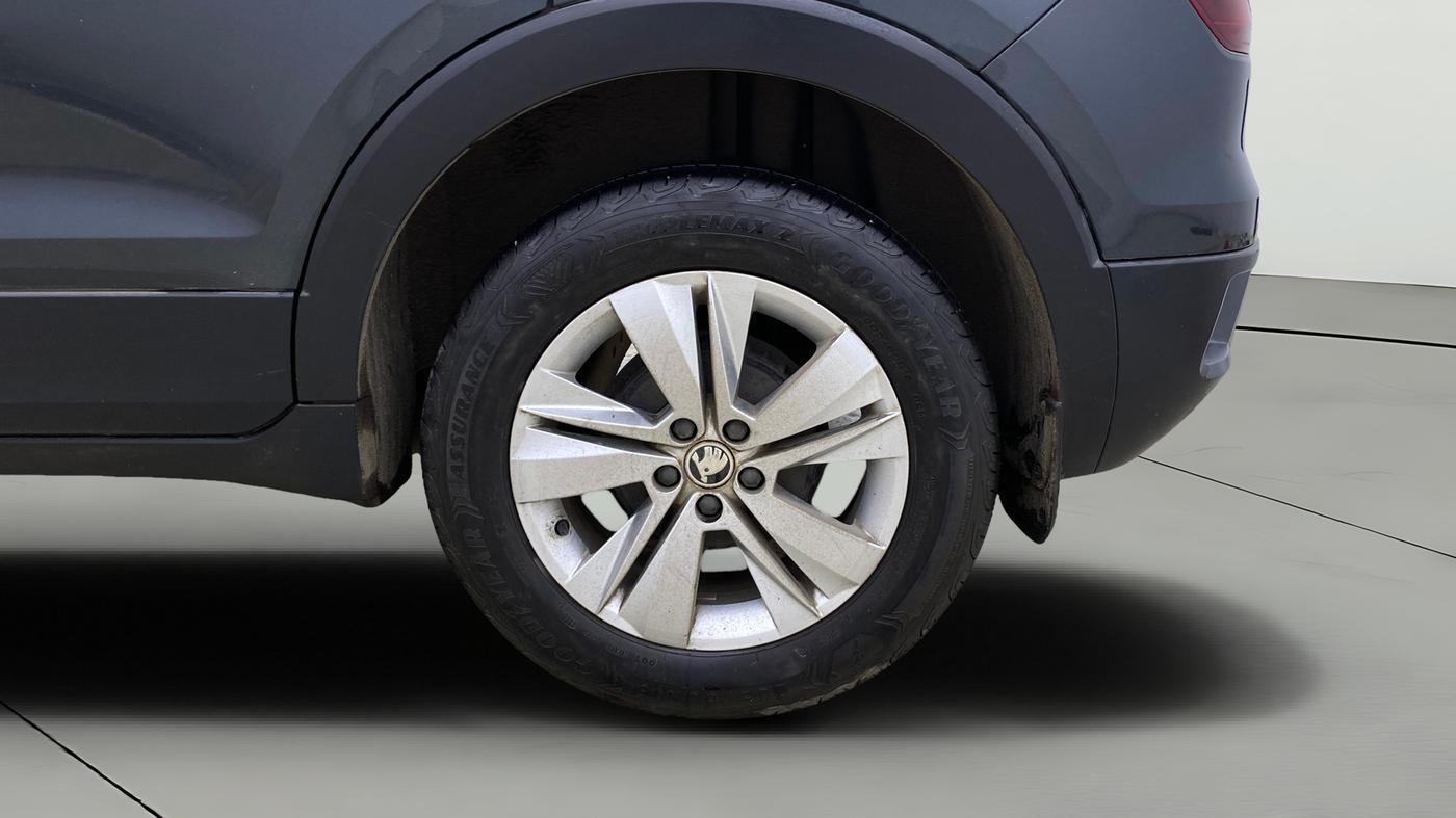 2022 Skoda KUSHAQ AMBITION 1.0L TSI AT, Petrol, Automatic, 36,528 km, Left Rear Wheel