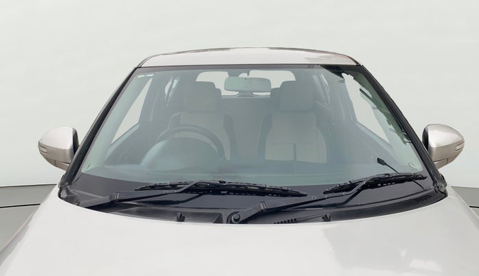 2014 Maruti Swift VXI, Petrol, Manual, 63,265 km, Front Windshield