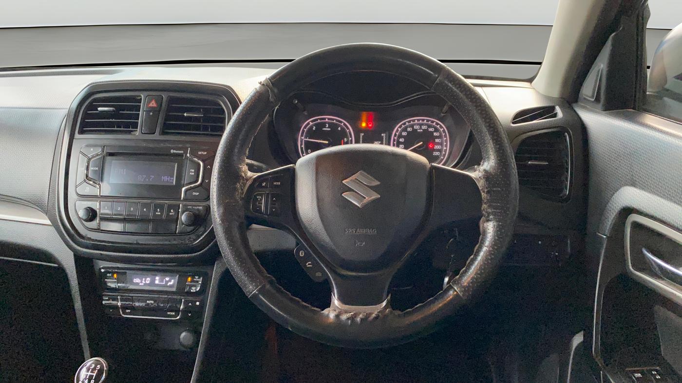 2019 Maruti Vitara Brezza ZDI, Diesel, Manual, 1,36,489 km, Steering Wheel Close Up