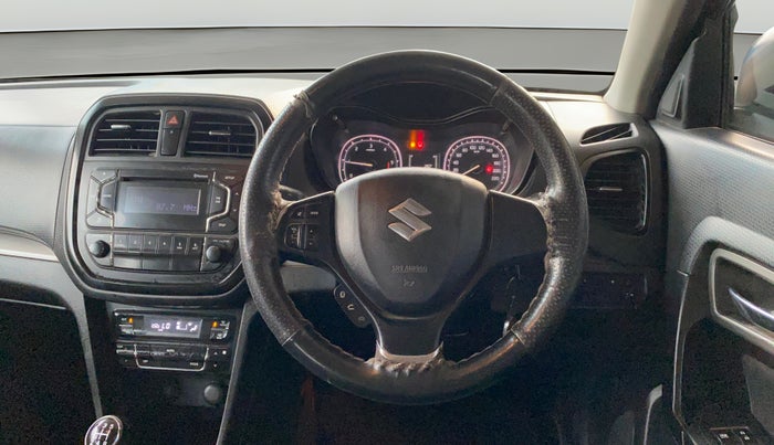 2019 Maruti Vitara Brezza ZDI, Diesel, Manual, 1,36,400 km, Steering Wheel Close Up