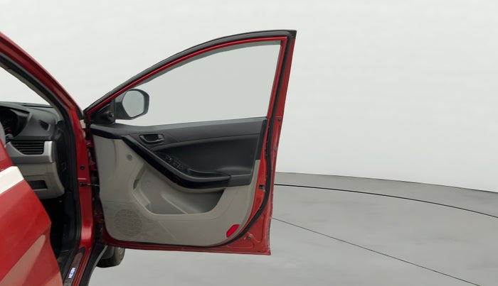 2019 Tata NEXON XMA PETROL, Petrol, Automatic, 62,789 km, RHS Front Door