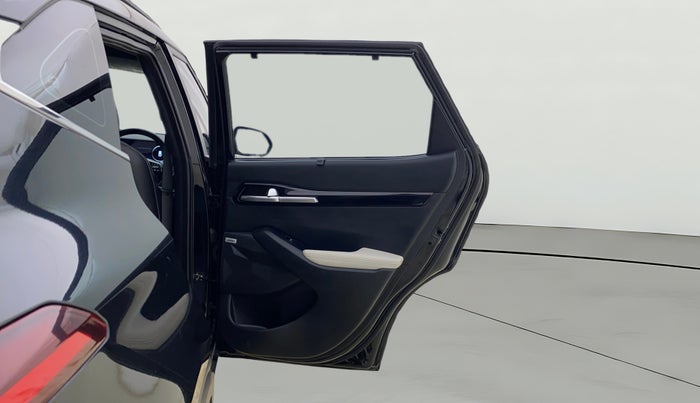 2024 KIA SELTOS  GTX PLUS 1.5 DIESEL AT, Diesel, Automatic, 44,058 km, RHS Rear Door