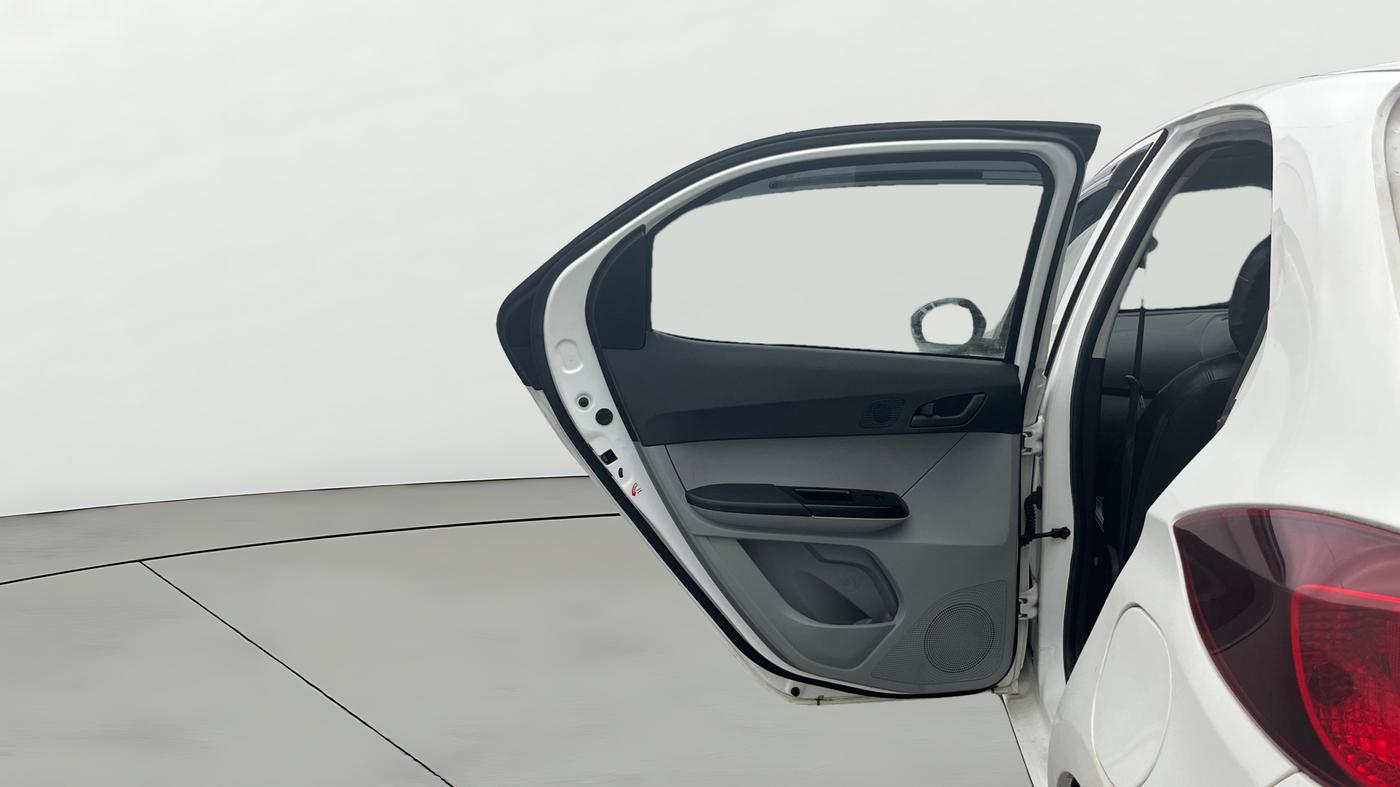 2024 Tata Tiago XM PETROL, Petrol, Manual, 19,986 km, LHS Rear Door
