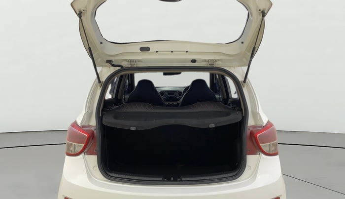 2014 Hyundai Grand i10 SPORTZ 1.2 KAPPA VTVT, Petrol, Manual, 70,673 km, Boot Open Zoomed View