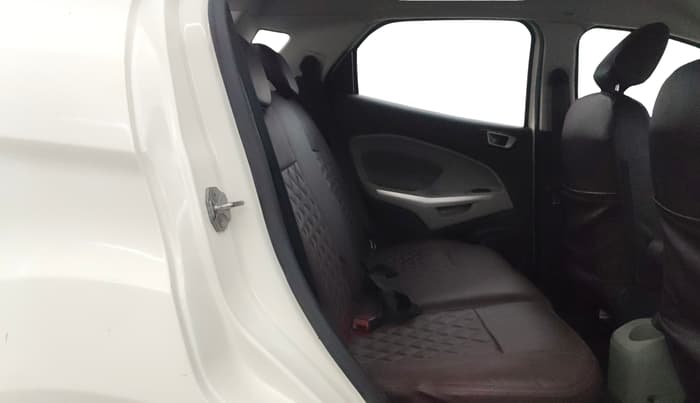 2015 Ford Ecosport TITANIUM 1.5L PETROL AT, Petrol, Automatic, 89,574 km, Right Side Rear Door Cabin