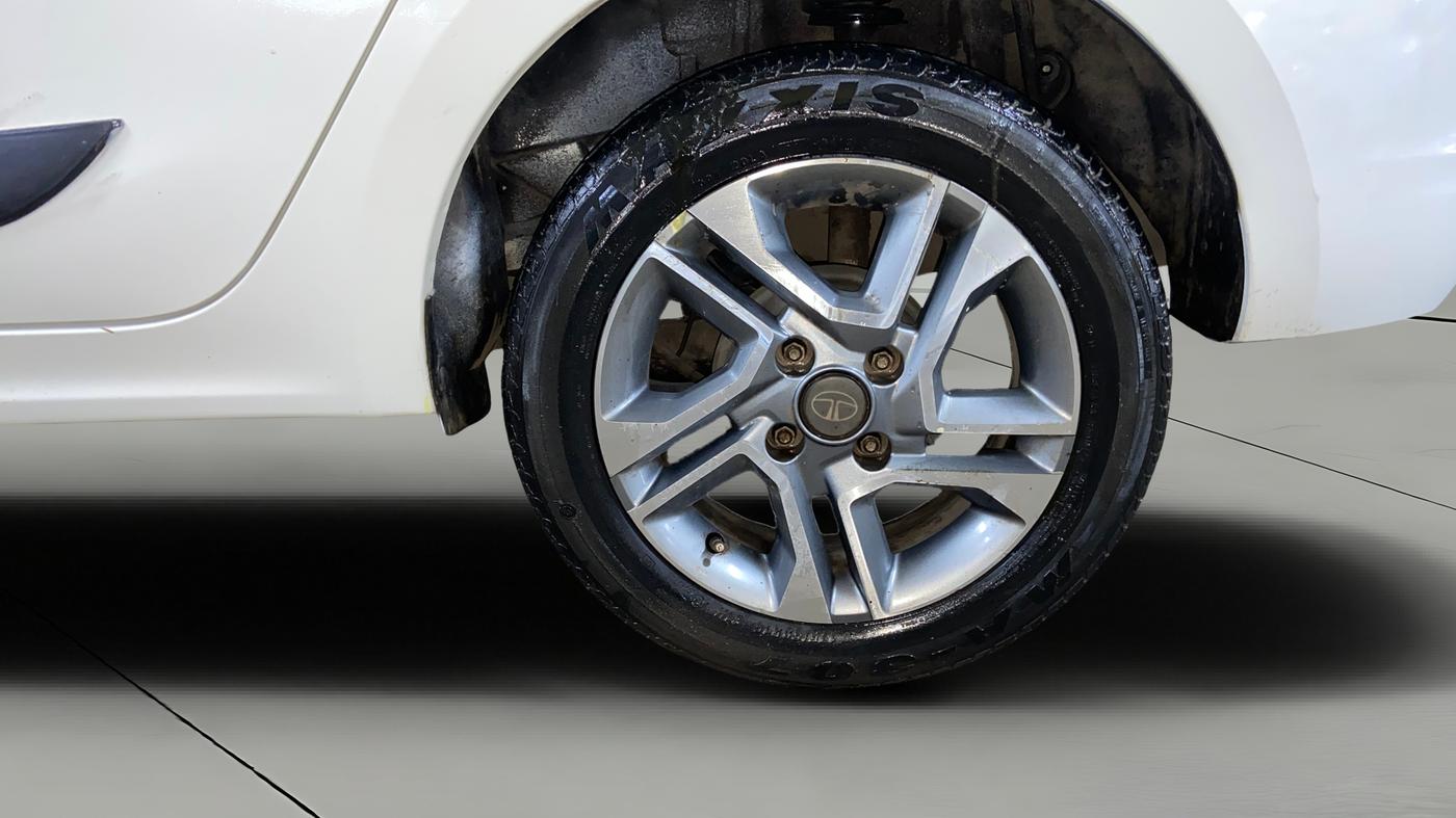 2022 Tata TIGOR XZA PLUS PETROL, Petrol, Automatic, 49,049 km, Left Rear Wheel