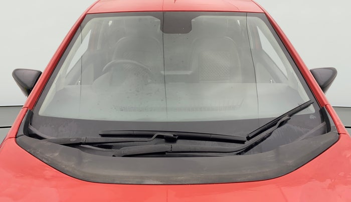 2023 Tata ALTROZ XZA, Petrol, Automatic, 20,744 km, Front Windshield