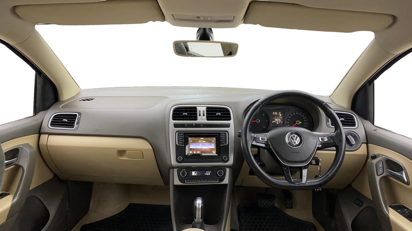 2016 Volkswagen Vento HIGHLINE 1.5 AT, Diesel, Automatic, 55,573 km, Dashboard
