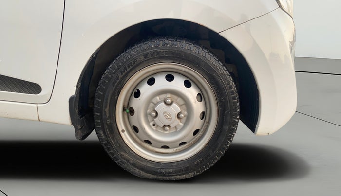 2018 Hyundai Eon ERA + SE, Petrol, Manual, 36,362 km, Right Front Wheel