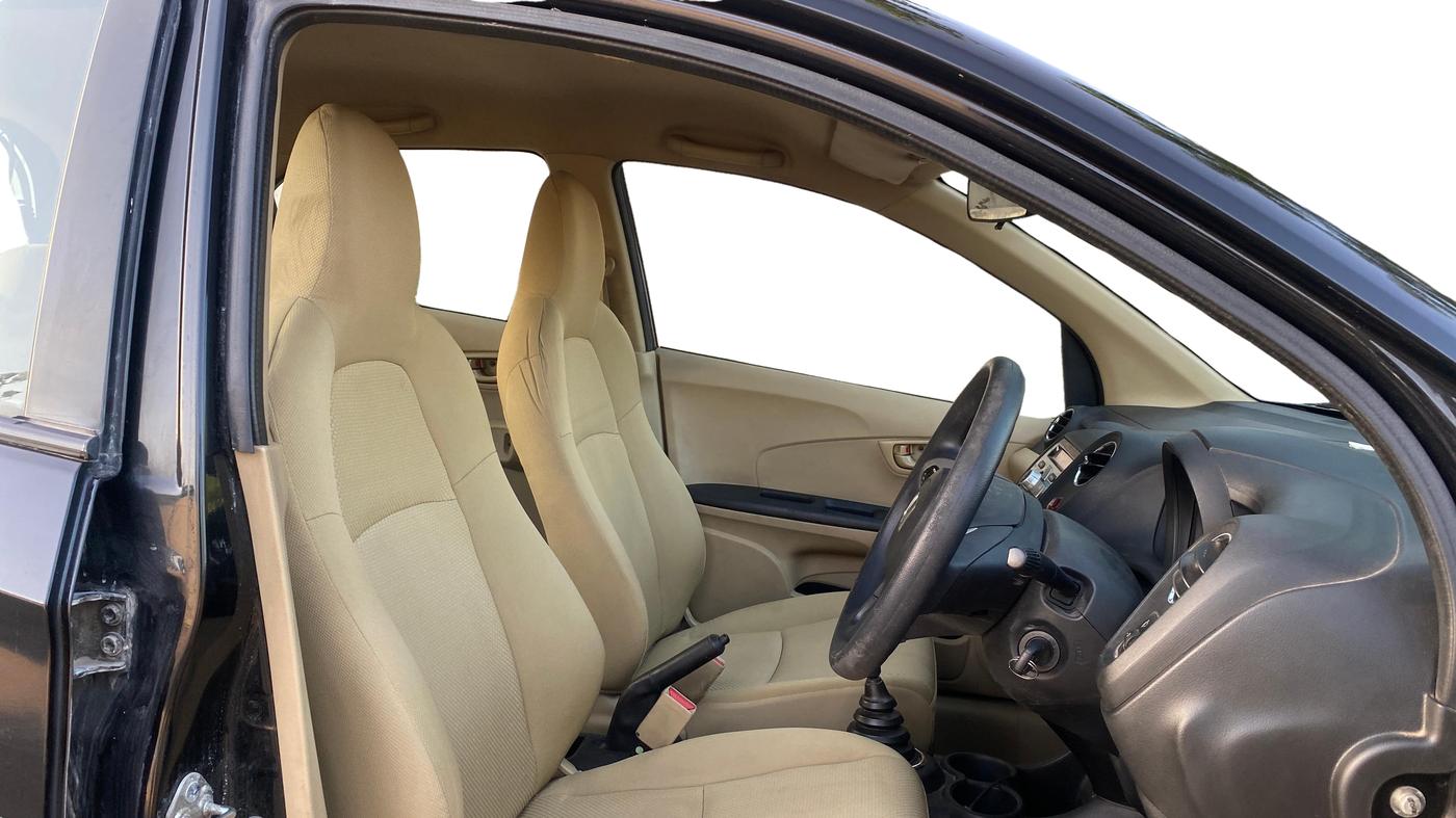 2015 Honda Brio S MT, Petrol, Manual, 26,647 km, Right Side Front Door Cabin