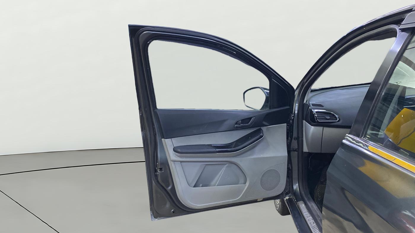 2023 Tata Tiago XT PETROL, Petrol, Manual, 15,665 km, LHS Front Door