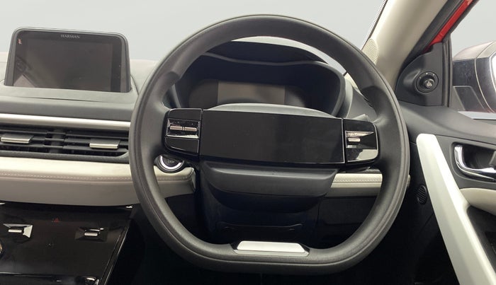 2024 Tata NEXON CREATIVE AMT DUAL TONE 1.2 PETROL, Petrol, Automatic, 19,537 km, Steering Wheel Close Up