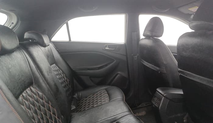 2016 Hyundai i20 Active 1.2 SX, Petrol, Manual, 73,127 km, Right Side Rear Door Cabin