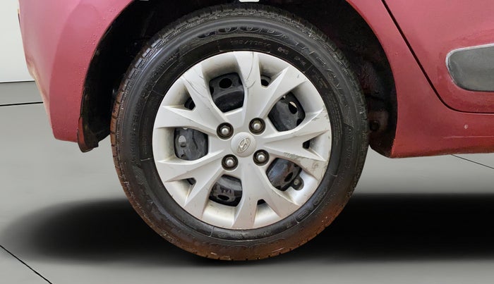 2014 Hyundai Grand i10 SPORTZ 1.2 KAPPA VTVT, Petrol, Manual, 33,293 km, Right Rear Wheel